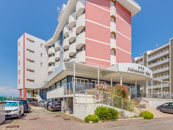 Direkt am italienischen Meer - 8 Tage mit HP