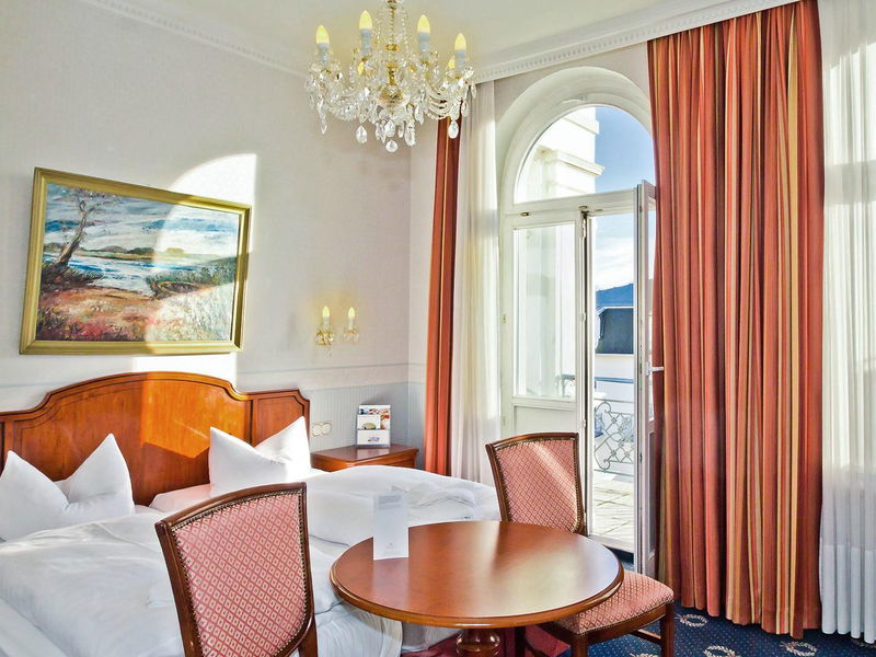 Doppelzimmer mit Balkon