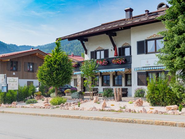 Loipenfuchs - 3 Tage/2 Nächte Skilanglauf im Chiemgau DEVA Hotel Kaiserblick in Reit im Winkl, Bayern inkl. Halbpension