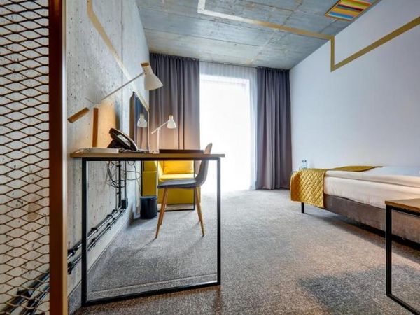 Witaj-4 Tage mit Frühstück im Arche Hotel Geologiczna in Warschau