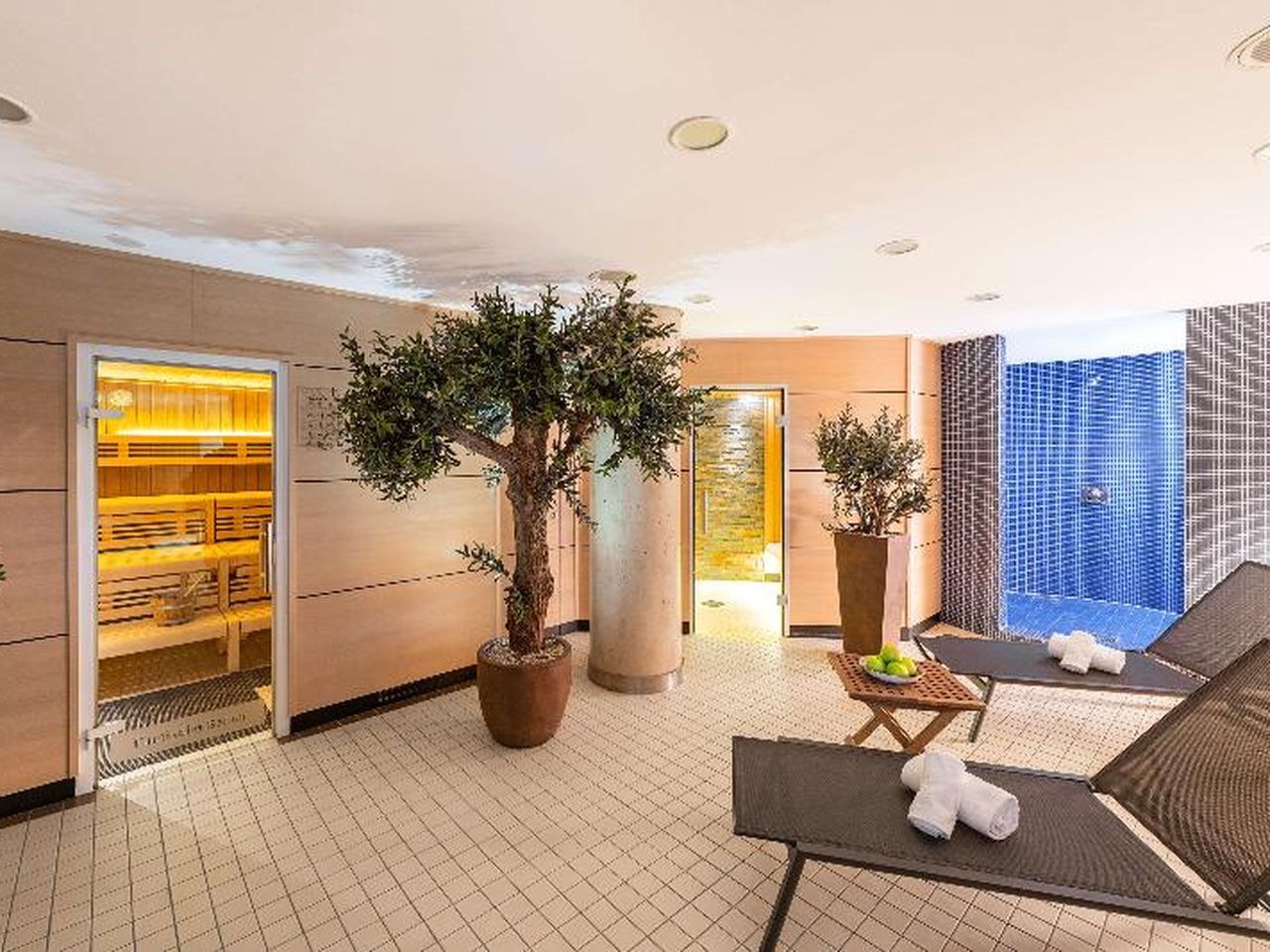 5 Tage im NH Köln Altstadt Hotel 