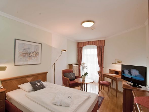 REDUCE Hotel Thermal Adults Only Hotel
