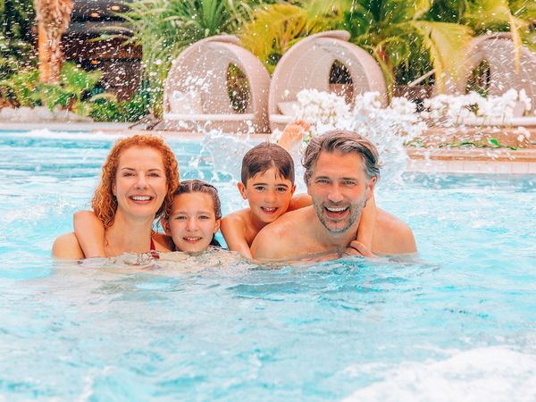 Familienspaß im Urlaubsparadies Therme Erding in Parsdorf Frühstück