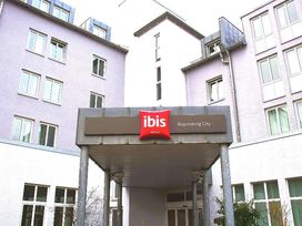 2 Tage an der Donau im ibis Regensburg City Hotel