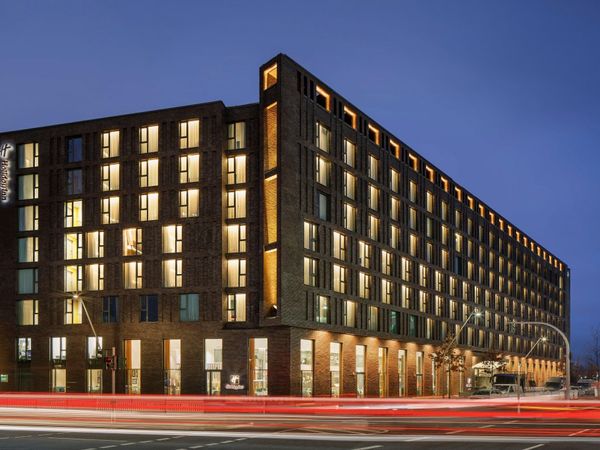 6 Tage im Holiday Inn Hamburg-HafenCity mit Frühstück Holiday Inn Hamburg - HafenCity inkl. Frühstück