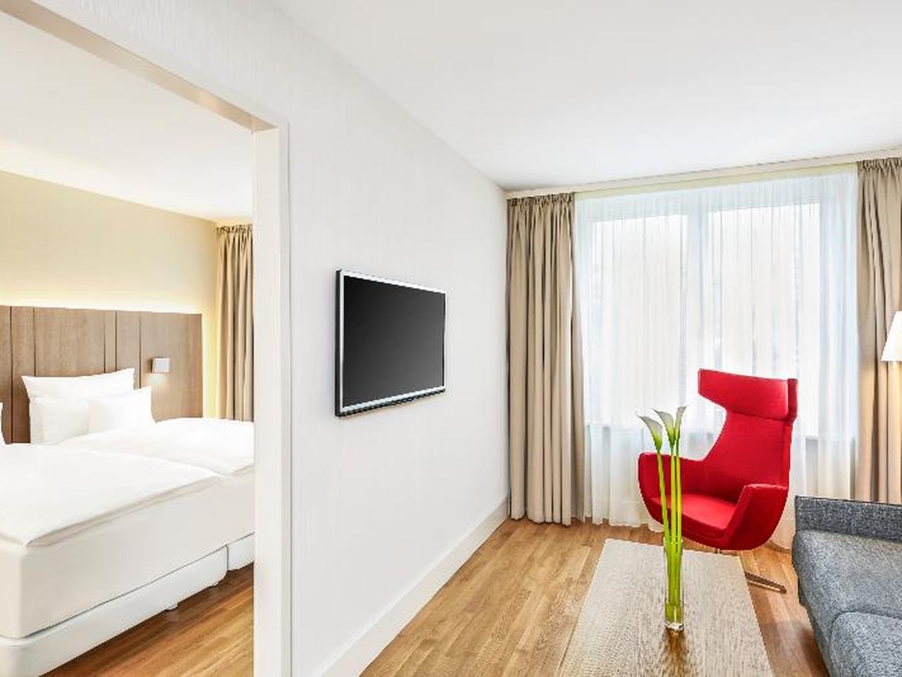 4 Tage im NH Collection Hamburg City mit Frühstück