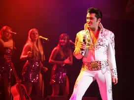 ELVIS - Das Musical in Berlin mit Ticket und Hotel