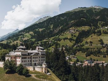 Südtiroler Bergidylle im Hotel Almarett erleben