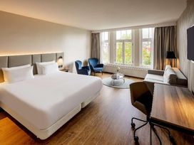 3 Tage im Hotel NH Amsterdam Schiller