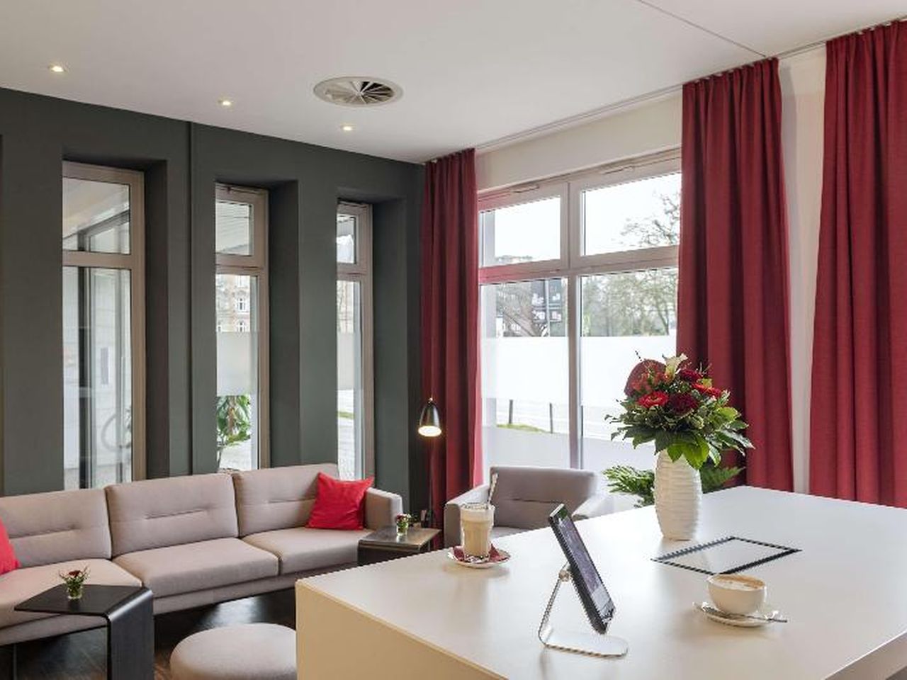 5 Tage im NH Collection Hamburg City mit Frühstück