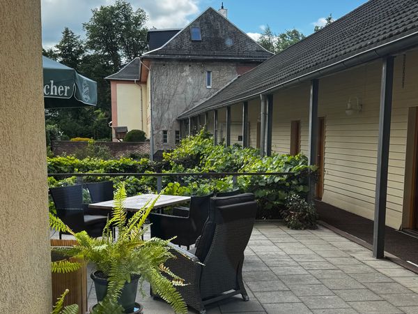 2 Tage Kuscheln im Herzen Thüringens: 3-Gang-Menü & Sekt in Neustadt an der Orla inkl. Halbpension