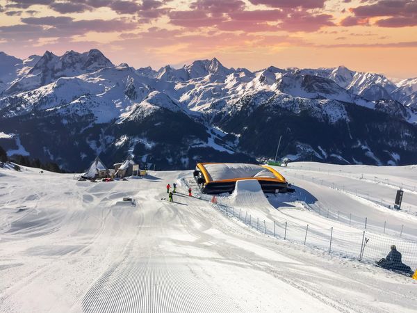 8 Tage Wellnessurlaub im Tiroler Schlosshotel in Fieberbrunn inkl. Halbpension Plus