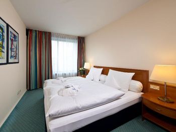 8 Tage im Maritim Hotel Frankfurt 
