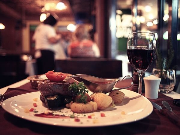 2 Tage Auf Schnäppchenjagd im (Schwarz-) Waldhotel in Sulz am Neckar OT Glatt, Baden-Württemberg inkl. Halbpension