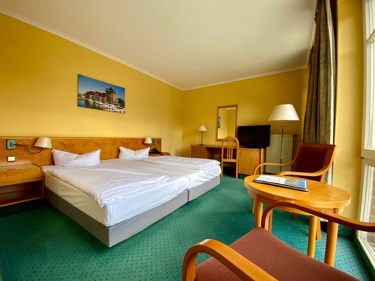 Doppelzimmer Standard (Straßenseite)