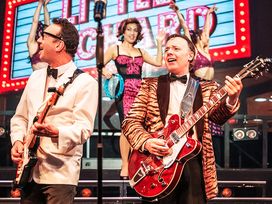 Rock around the clock - Die legendäre Musicalshow in Berlin mit Ticket und Hotel