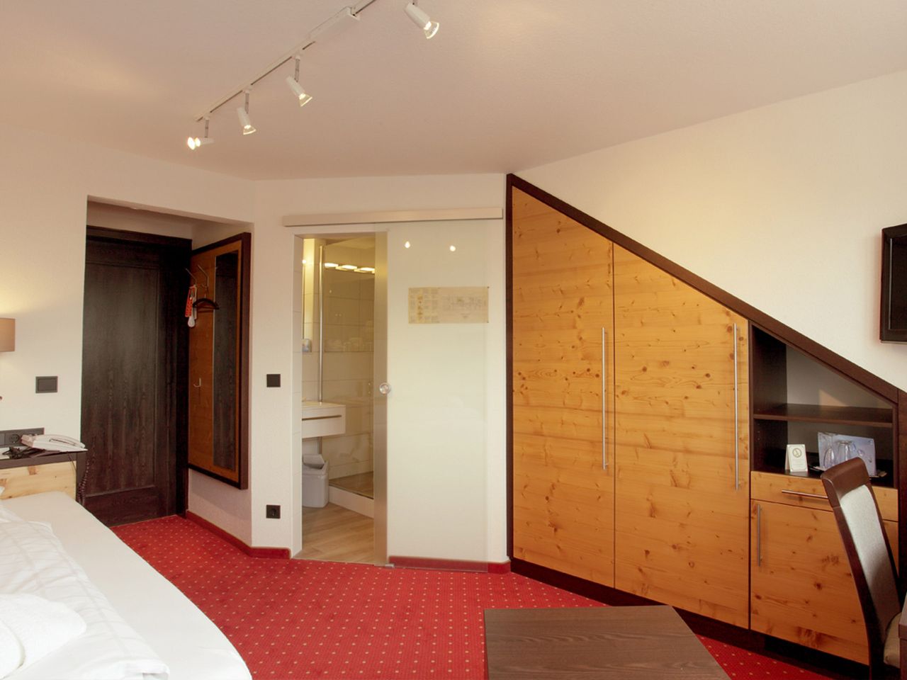 Einzelzimmer mit Südbalkon