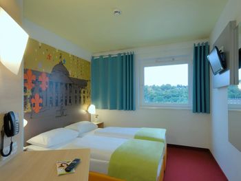 2 Tage Kurzurlaub mit Frühstück im B&B Hotel Wiesbaden-Hbf