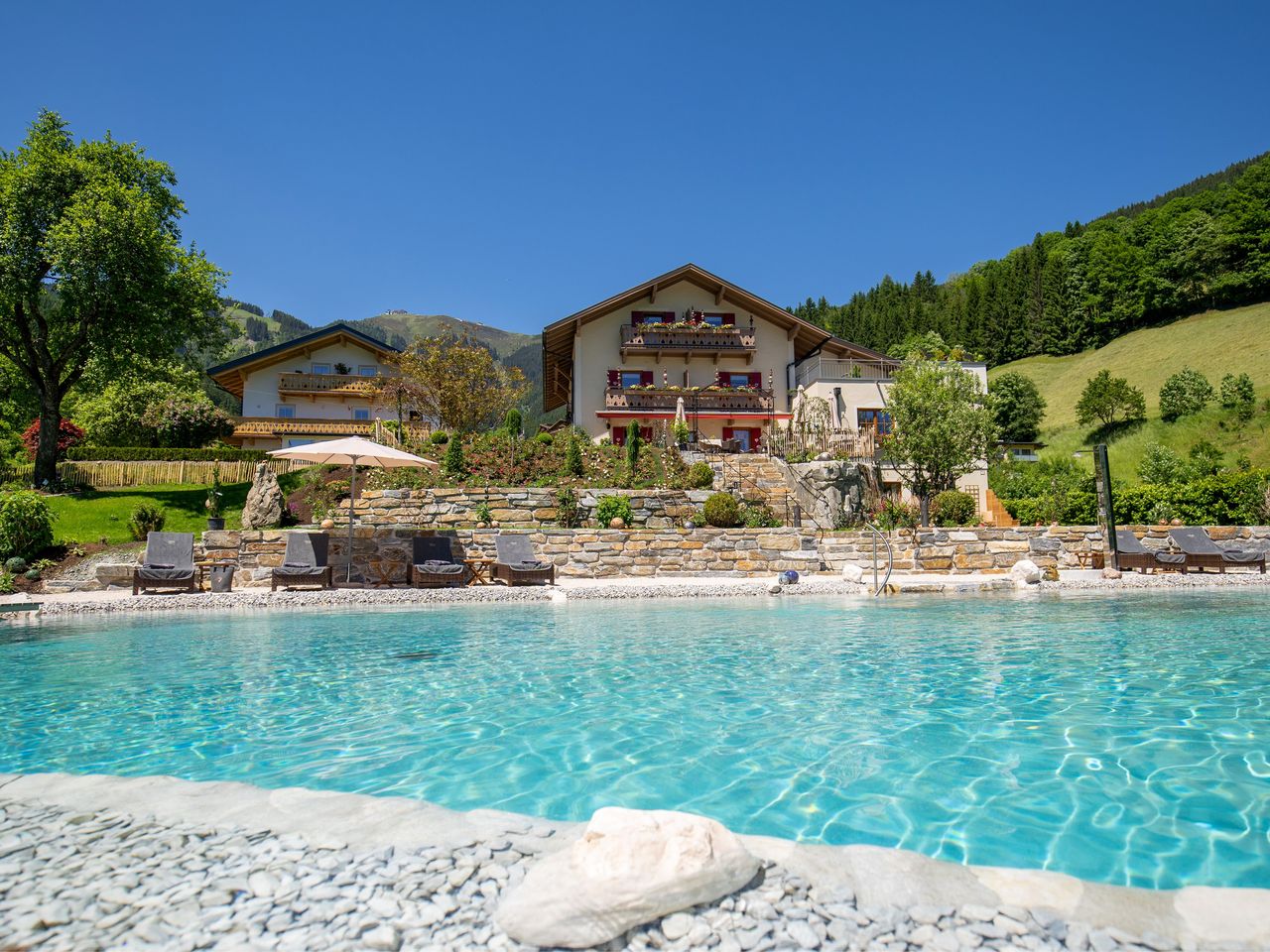 8 Alpen-Aktivtage mit Kulinarik, Wellness & Naturpool