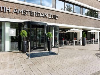 2 Tage Auszeit selber gestalten im Nh Amsterdam Zuid Kurzurlaub mit Frühstück