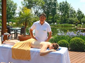 2 Tage Kurzurlaub mit Frühstück im VILA VITA Pannonia Hotel & Feriendorf
