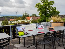 Feierabend-Flucht: Genussvolle Nacht in Levern Do-Fr