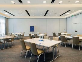 2 Tage im NH Danube City mit Frühstück