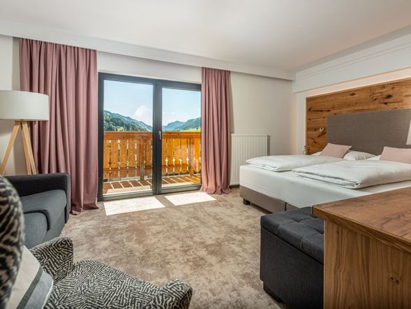 Doppelzimmer SUPERIOR mit Balkon