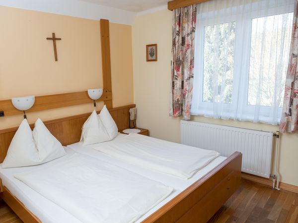 4 Budget-Tage im Salzkammergut mit Halbpension in Straß im Attergau, Oberösterreich inkl. Halbpension