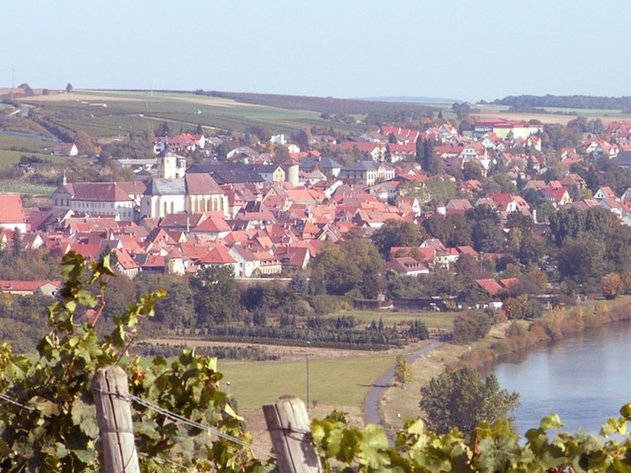 Schlemmern, Schlummer, Schampus schlürfen