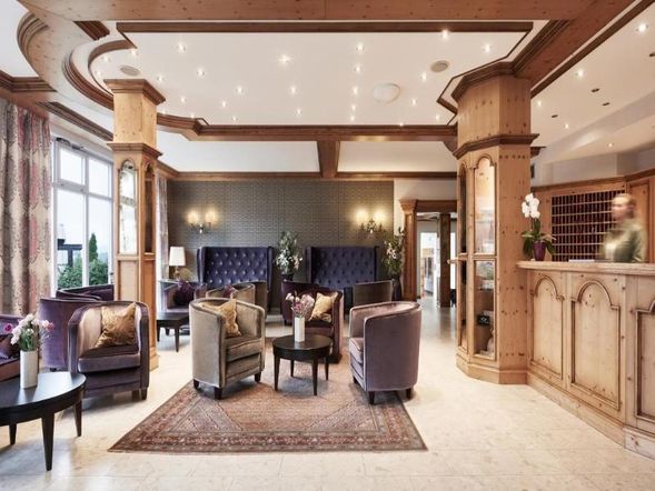 Burghotel am Hohen Bogen by Donna Hotels & Resorts