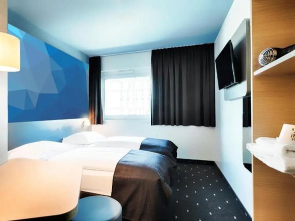 Doppelzimmer STANDARD mit zwei Einzelbetten