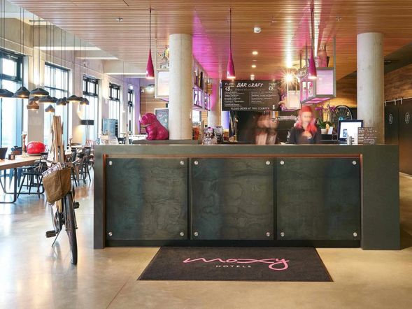 Moxy Frankfurt Eschborn Hotel