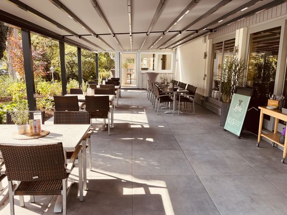 Maifeld Sport- und Tagungshotel
