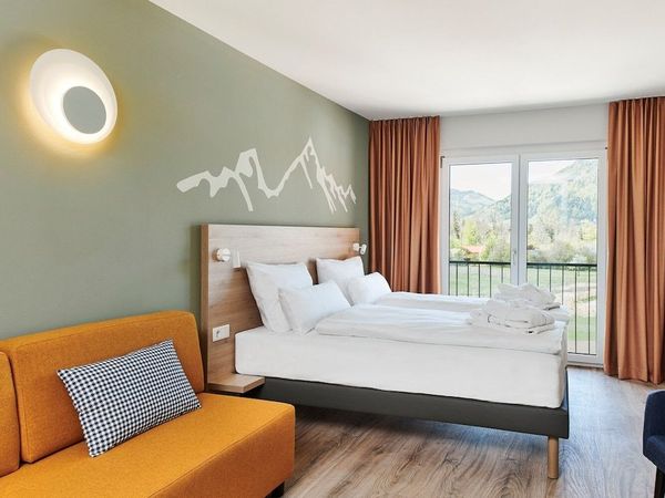 9 Tage Chiemgauer Alpen mit Wellness a-ja Ruhpolding. Das Resort., Bayern inkl. Frühstück