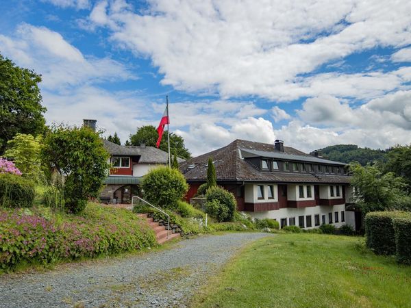 Kuscheln und Zeit zu zweit im Panorama Hotel inkl. HP Plus in Winterberg, Nordrhein-Westfalen Halbpension Plus