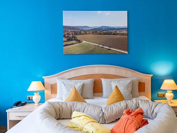 2 Tage FREUNDs Sommer Deal am Wochenende in Vöhl OT Oberorke, Hessen inkl. Frühstück