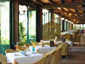 4 Tage im Park Hotel Oasi in Garda mit HP