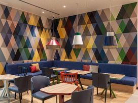 2 Tage mit Frühstück im Hampton by Hilton Munich