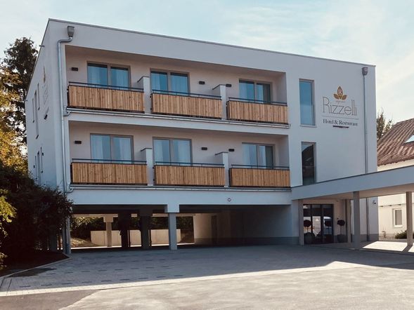 Hotel & Restaurant Rizzelli
