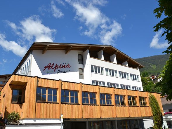 Hotel Alpina