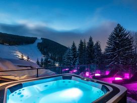 2 Tage Kurzurlaub mit Frühstück im Pytloun Hotel Harrachov