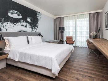 4 Tage im Radisson Blu Hotel Cologne 