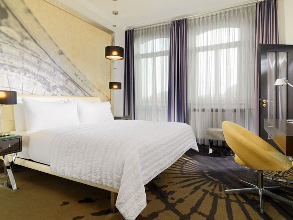 Deluxe King Zimmer