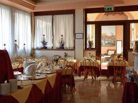 Städtereise in die Lagunenstadt Italiens für 5 Tage