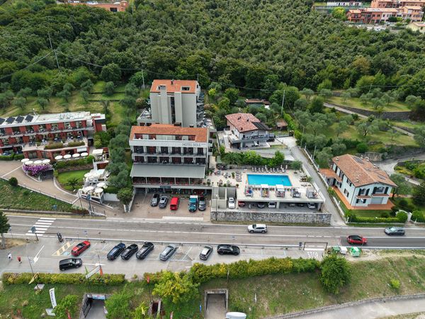 Gardasee: Sonnige 4 Tage All-Inclusive-in Malcesine, Venetien inkl. All Inclusive