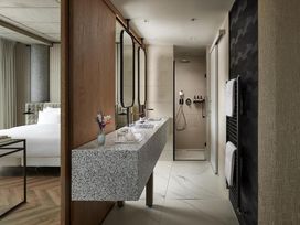 2 Tage Frankfurt erkunden im NH Collection Frankfurt Spin Tower mit Frühstück