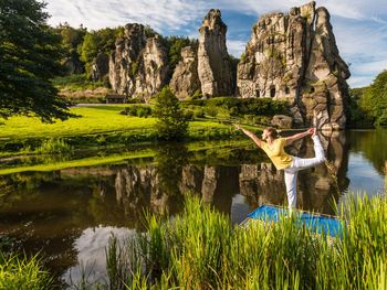 Yoga an den Externsteinen