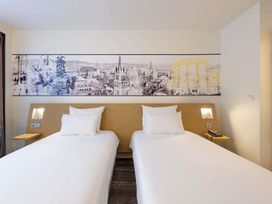 2 Tage mit Frühstück im Hotel Novotel Aachen City