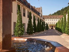 Thermenwelt im Schwarzwald - 4 Tage Erholung pur!